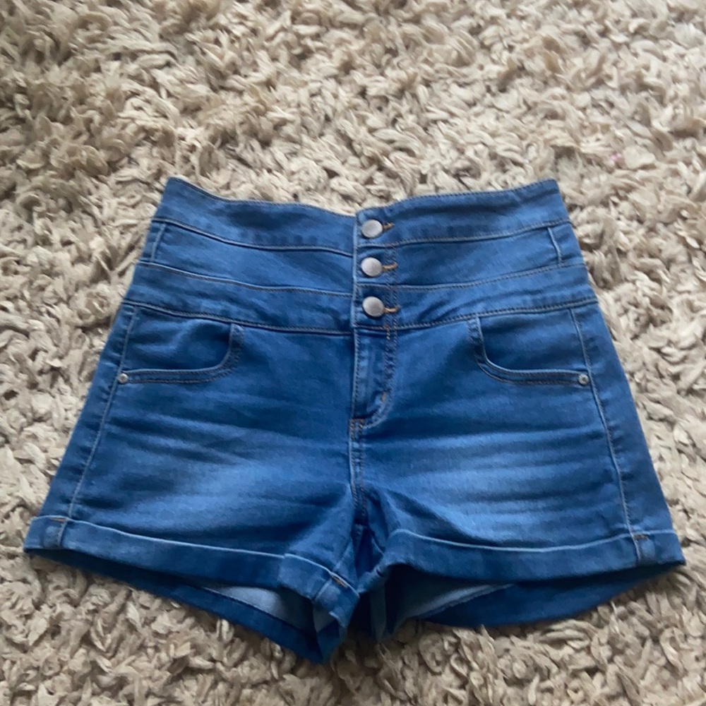 High-waisted Jean Shorts